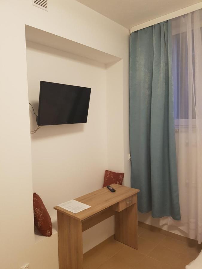 Hostel Mleczna - Metro Zacisze Warsaw Ngoại thất bức ảnh