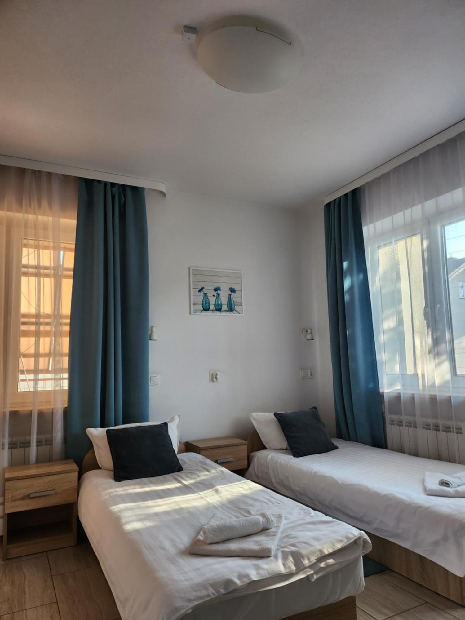 Hostel Mleczna - Metro Zacisze Warsaw Ngoại thất bức ảnh