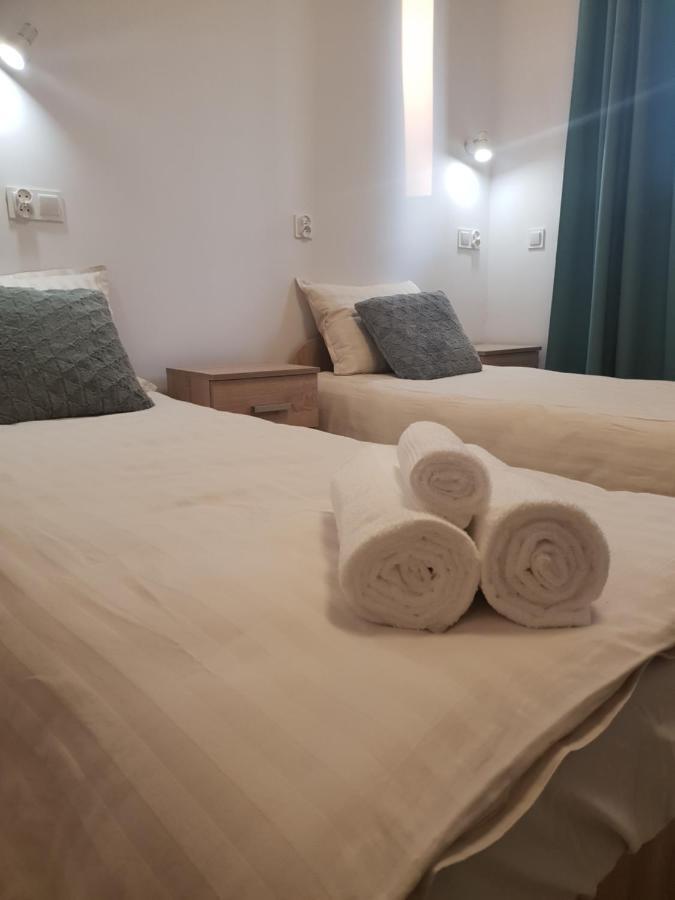 Hostel Mleczna - Metro Zacisze Warsaw Ngoại thất bức ảnh